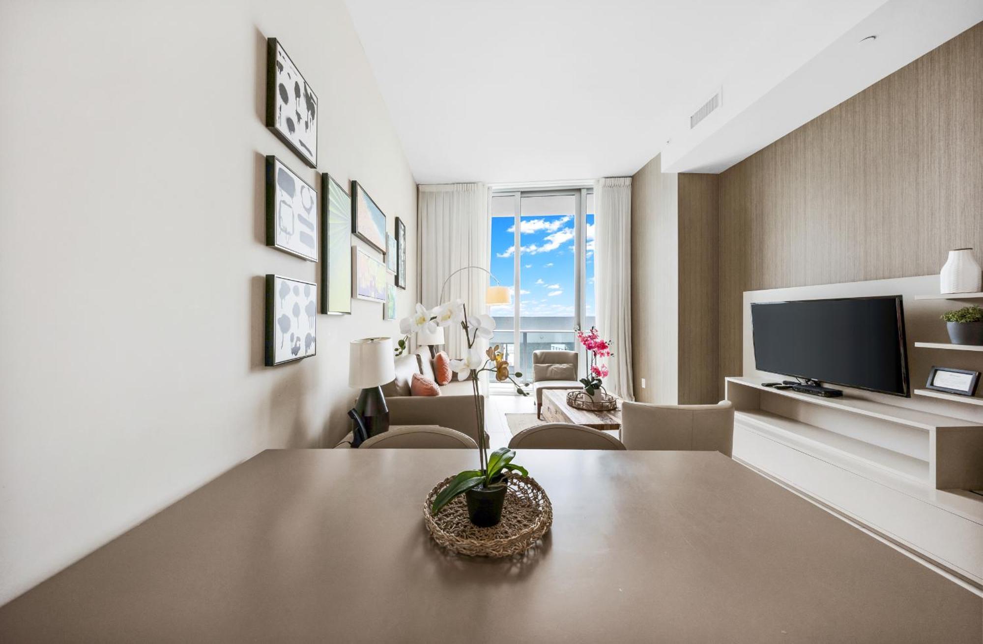 Wake Up To The Sound Of Waves In A Stylish Condo In A Luxury Resort Hollywood Ngoại thất bức ảnh