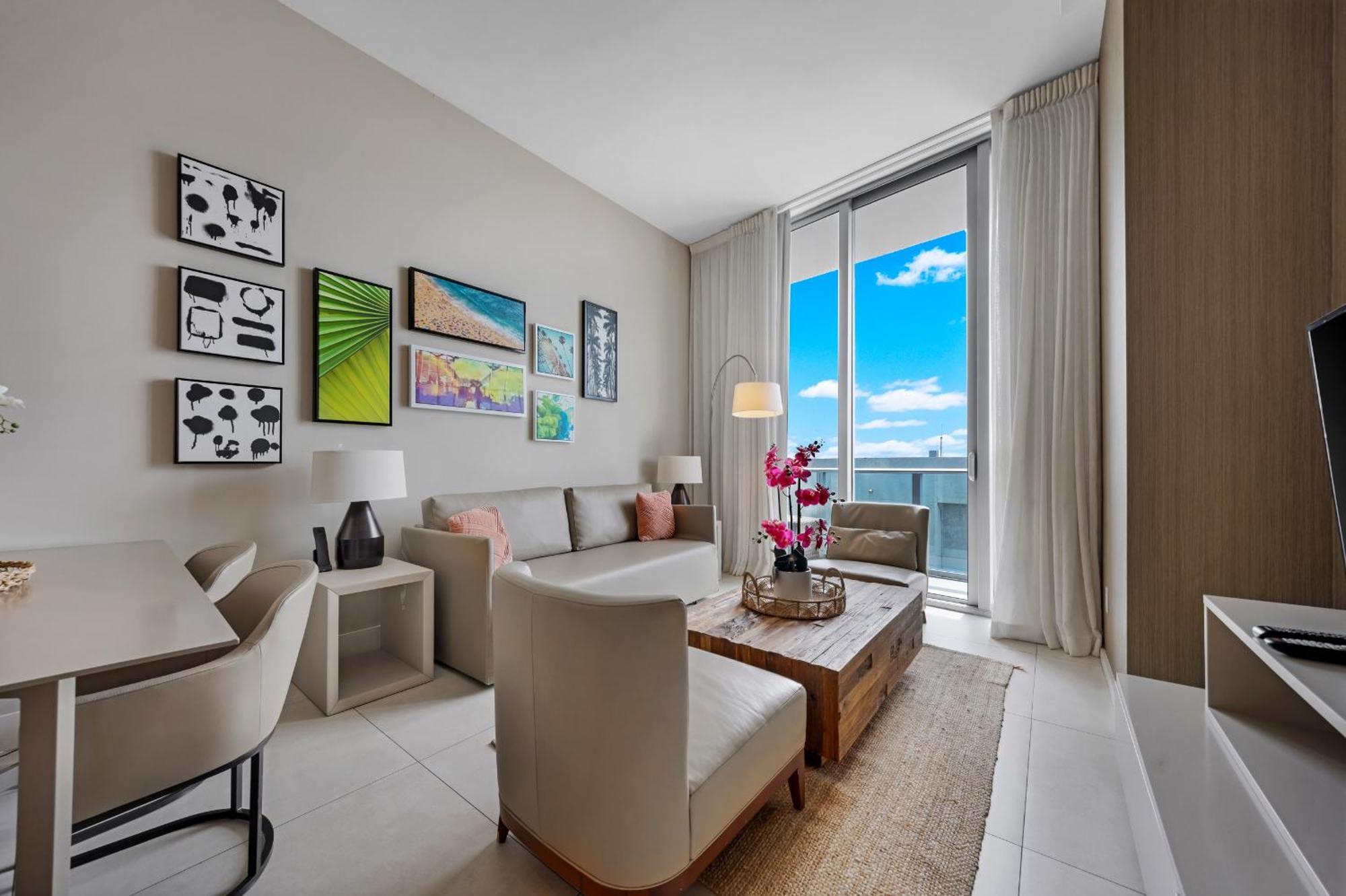 Wake Up To The Sound Of Waves In A Stylish Condo In A Luxury Resort Hollywood Ngoại thất bức ảnh