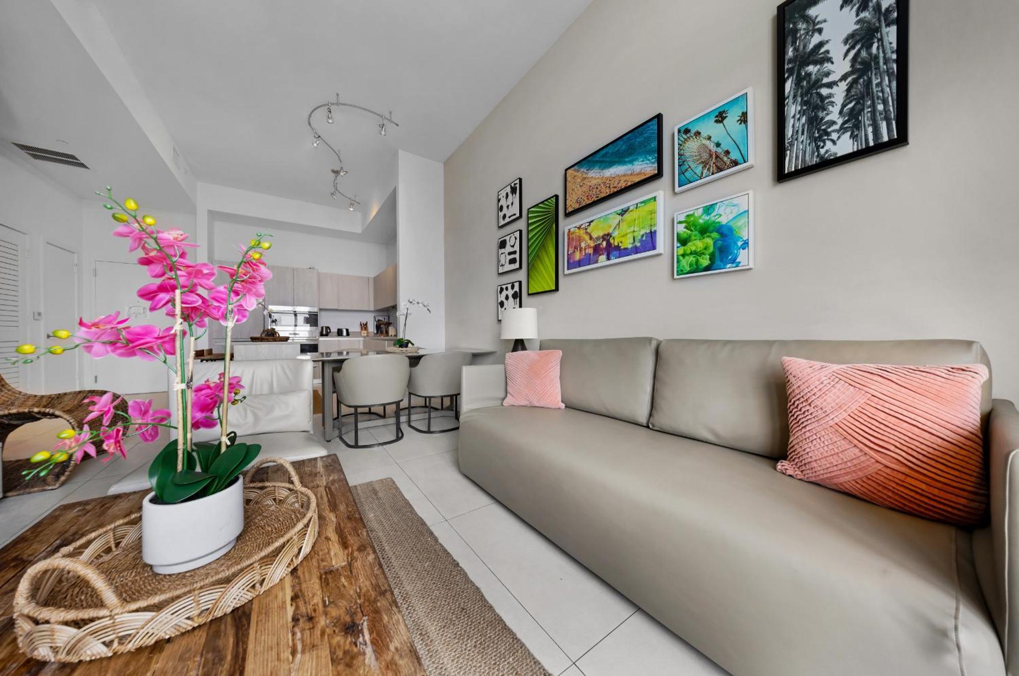 Wake Up To The Sound Of Waves In A Stylish Condo In A Luxury Resort Hollywood Ngoại thất bức ảnh