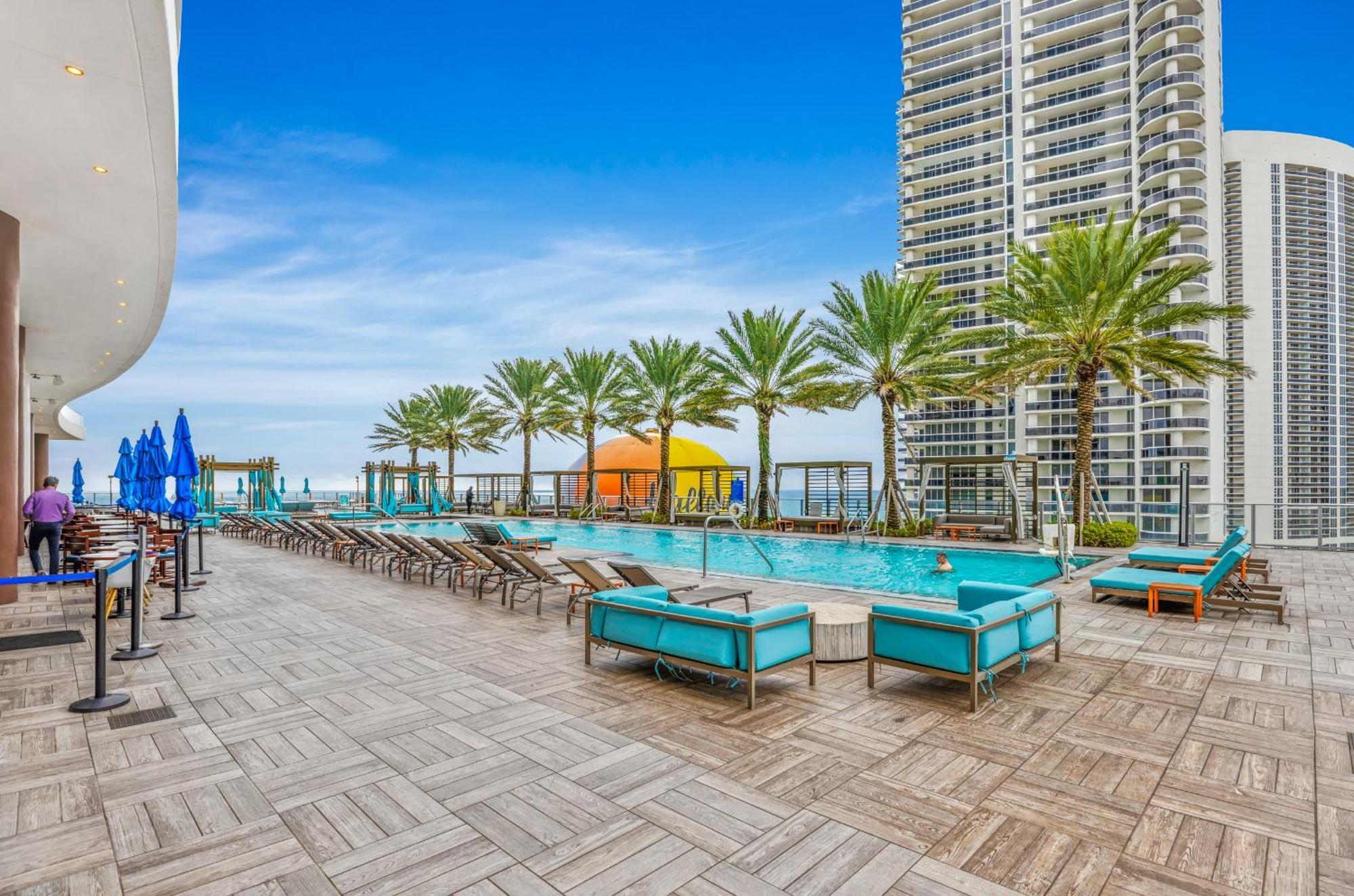 Wake Up To The Sound Of Waves In A Stylish Condo In A Luxury Resort Hollywood Ngoại thất bức ảnh