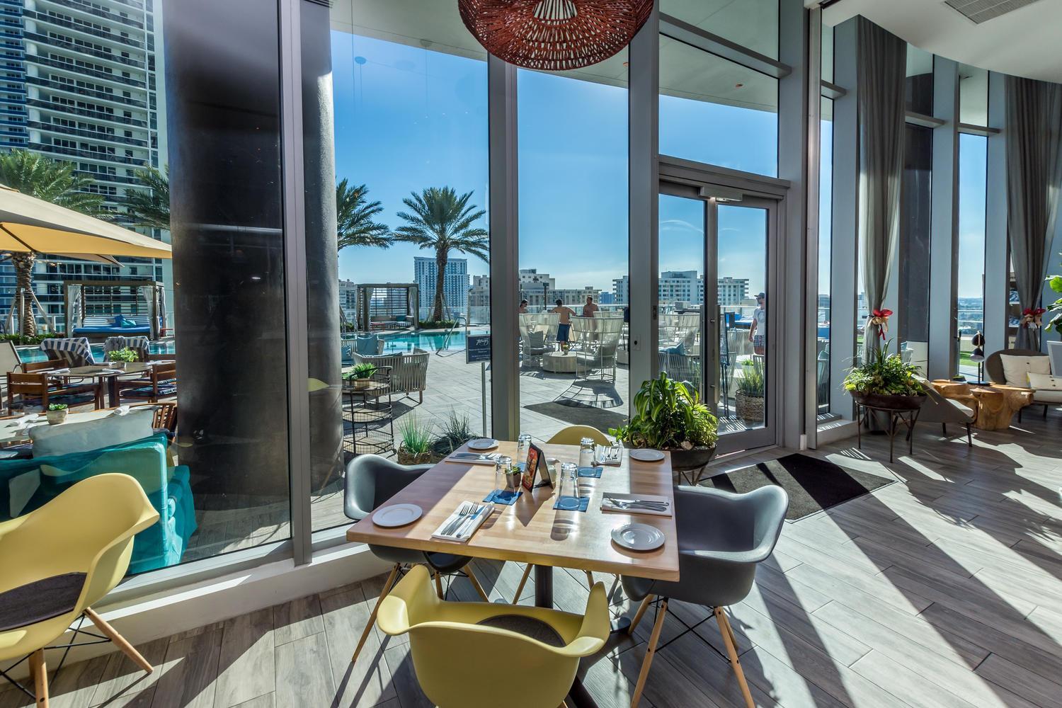 Wake Up To The Sound Of Waves In A Stylish Condo In A Luxury Resort Hollywood Ngoại thất bức ảnh