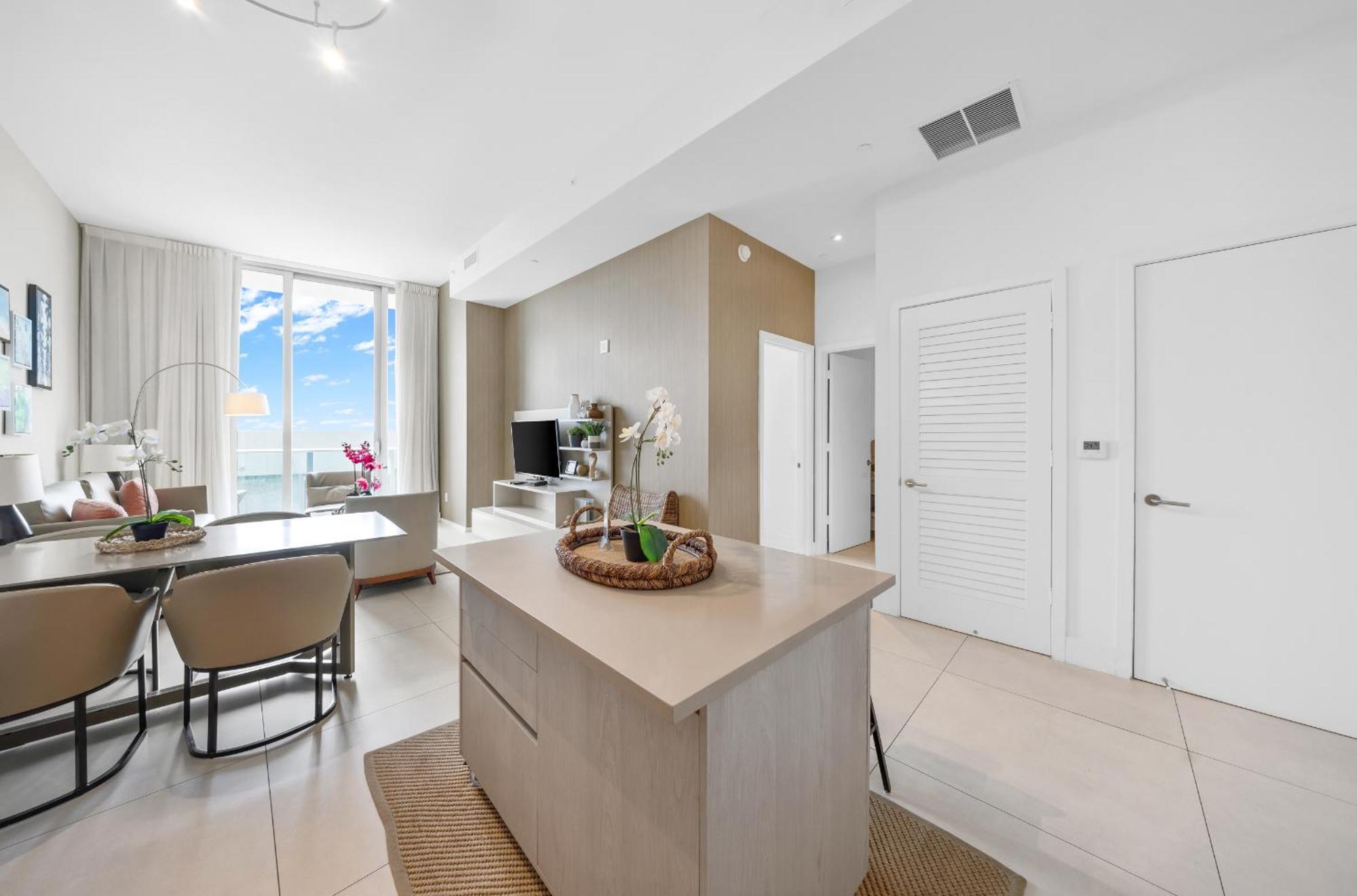 Wake Up To The Sound Of Waves In A Stylish Condo In A Luxury Resort Hollywood Ngoại thất bức ảnh